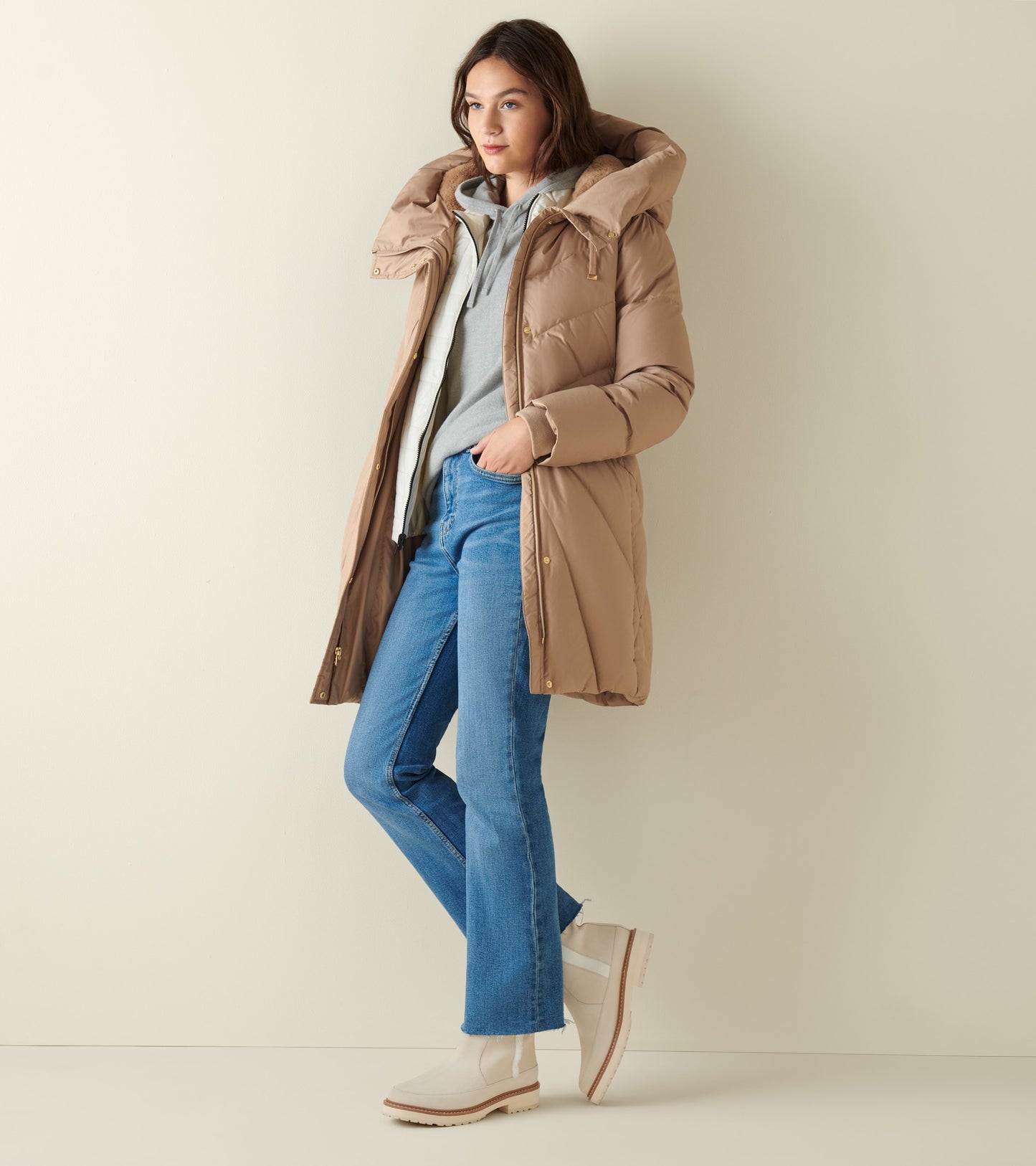 W26256:ANGORA AGORA WP SUEDE/ NATURAL FUR/ DK NAT WELT/ TONAL OS/ BRUSHED GOLD HW (8086479405303)