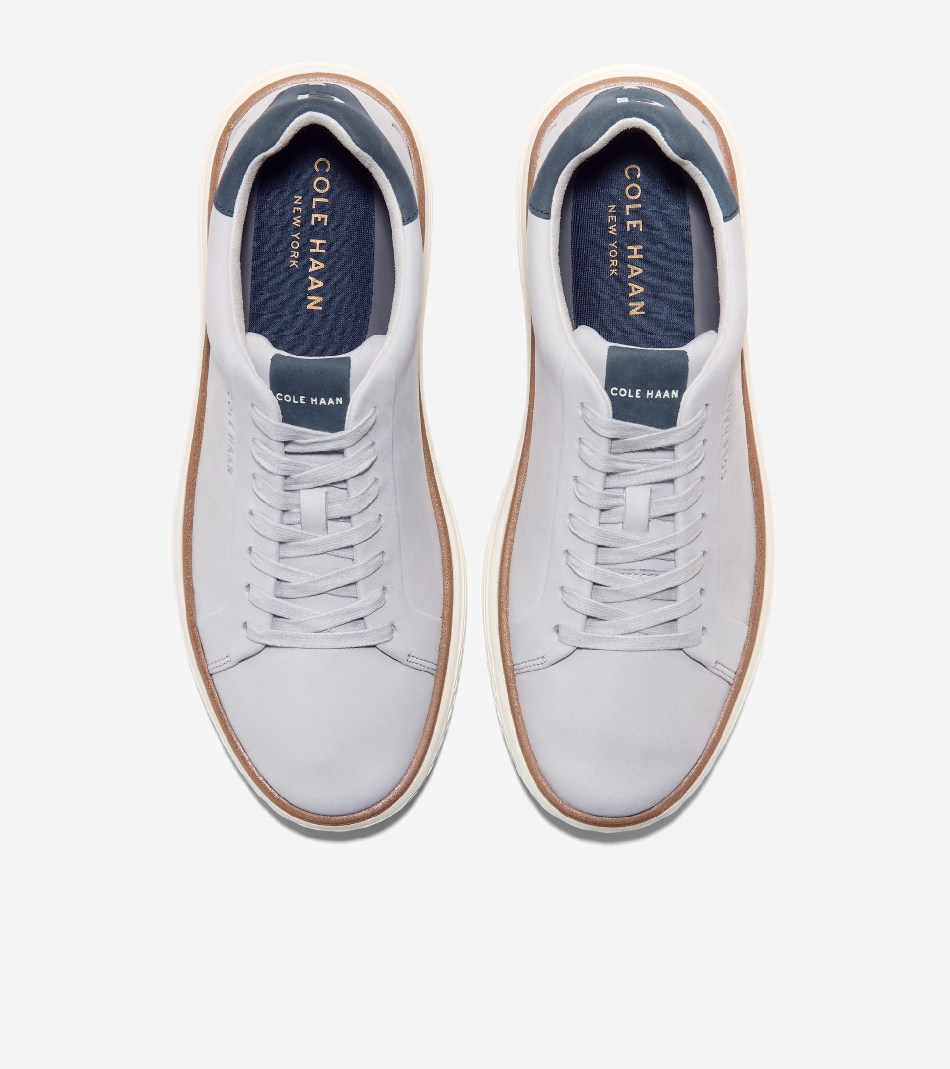 C43431:HARBOR MIST NUBUCK / NAVY BLAZER / IVORY