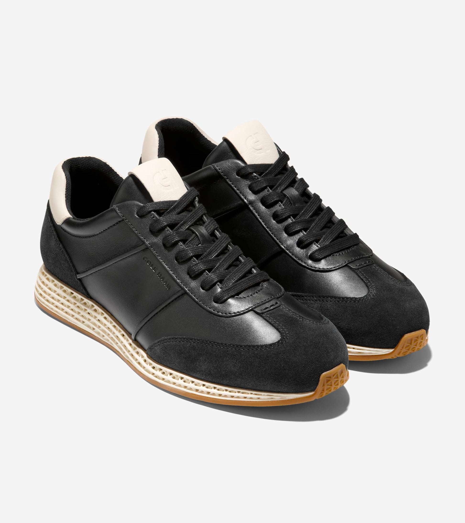 C43562:BLACK / IVORY / ANGORA